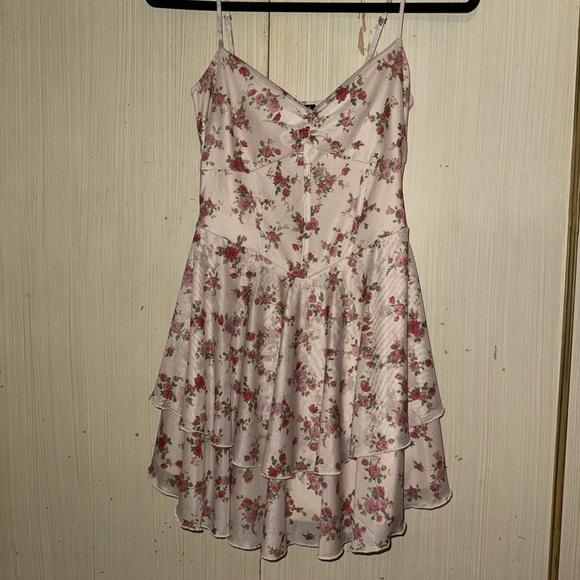 Windsor Dresses & Skirts - Windsor Pink Floral Mini Dress
